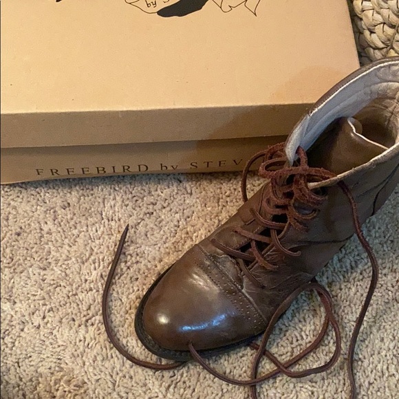 Freebird by Steven - Picture 3 of 8